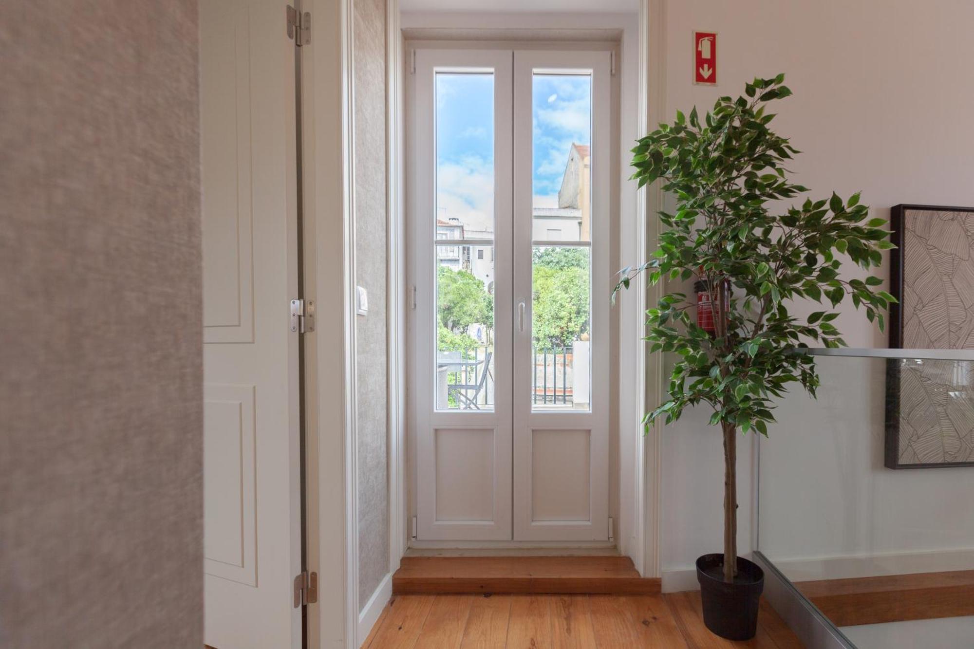 Flh Portas Do Sol Duplex With Terrace Apartment ลิสบอน ภายนอก รูปภาพ