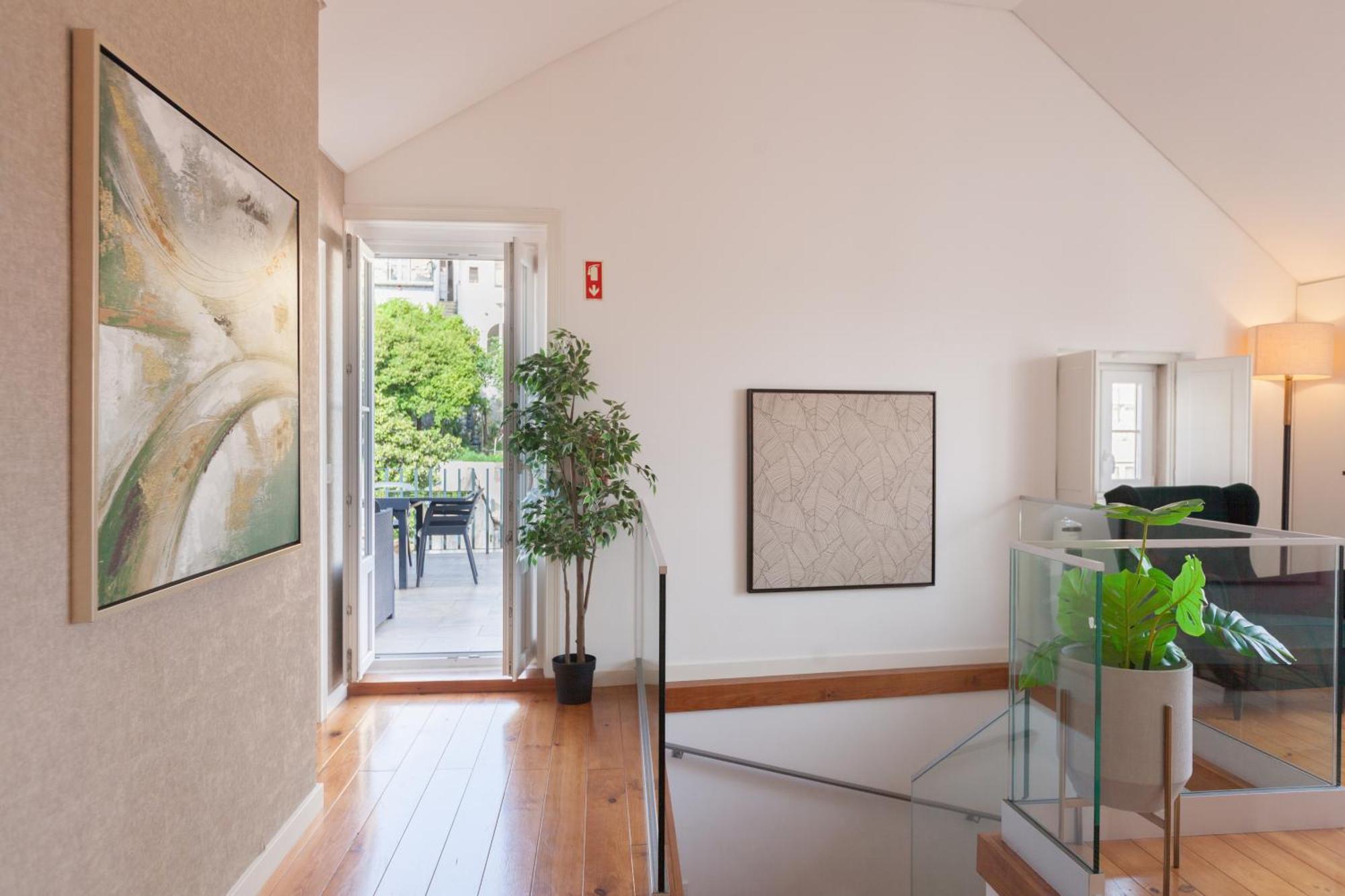 Flh Portas Do Sol Duplex With Terrace Apartment ลิสบอน ภายนอก รูปภาพ